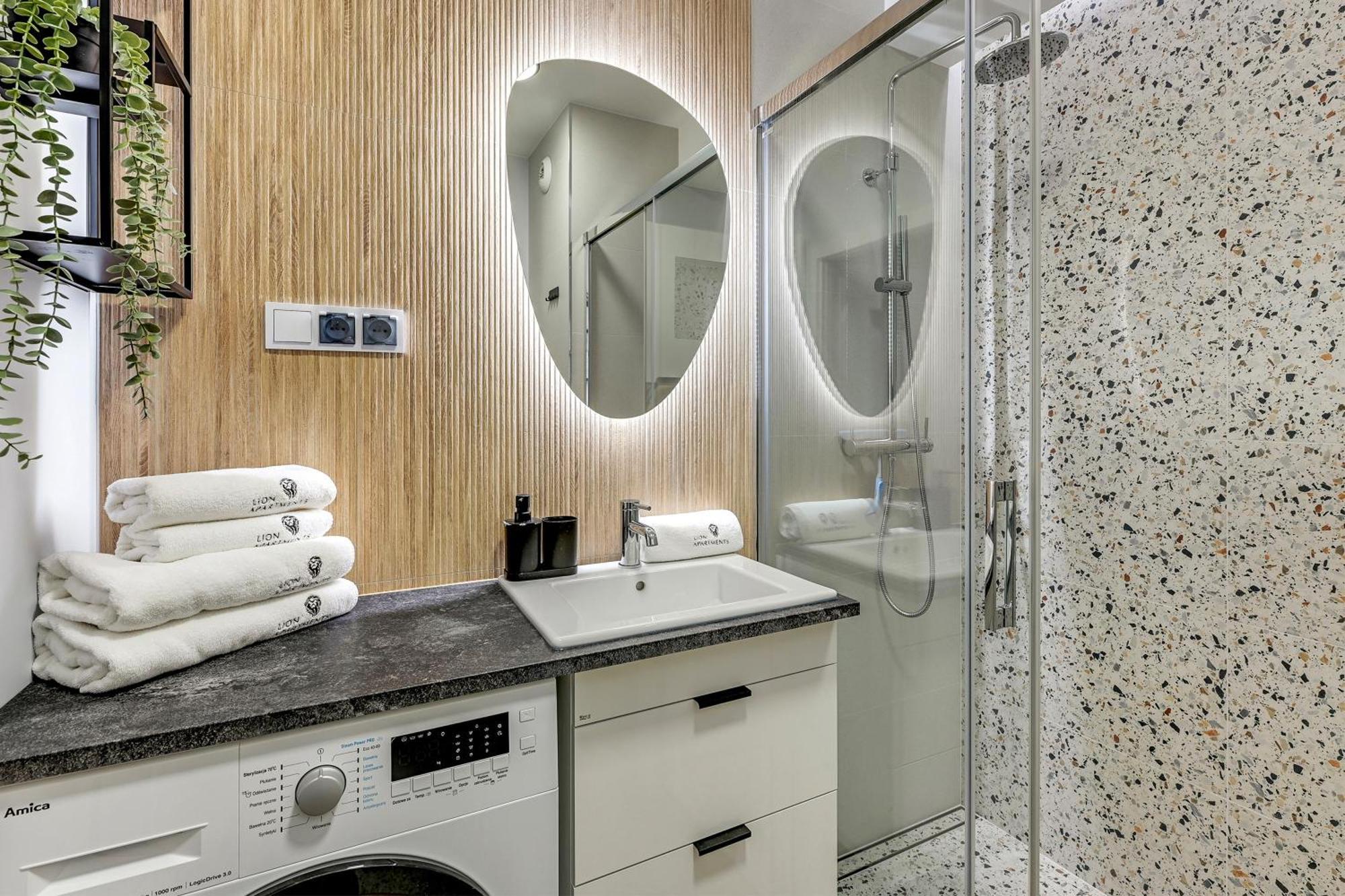 Angielska Grobla City Center By Lion Apartments Gdansk Ngoại thất bức ảnh